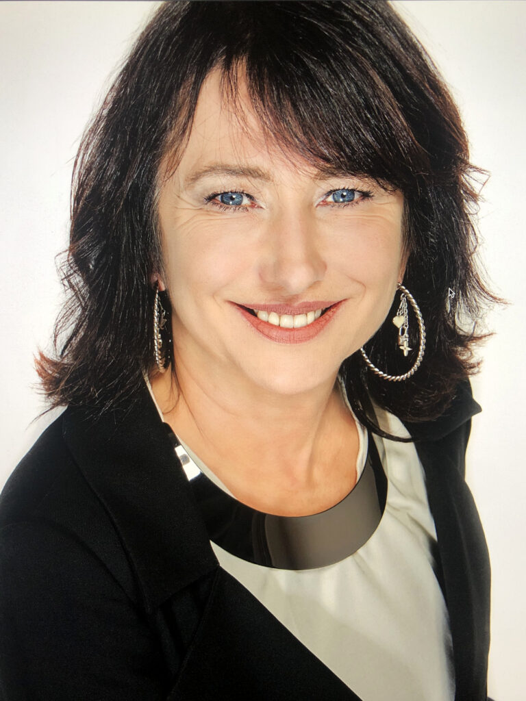Portrait de Marie-Claire Carrere-Gee